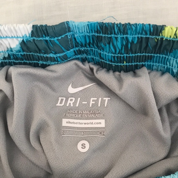 TWO pairs of Nike Dri-fit shorts - Picture 7 of 8
